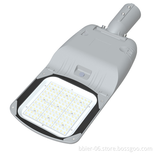 Aluminum Integrated IP66 100W Solar Street Light